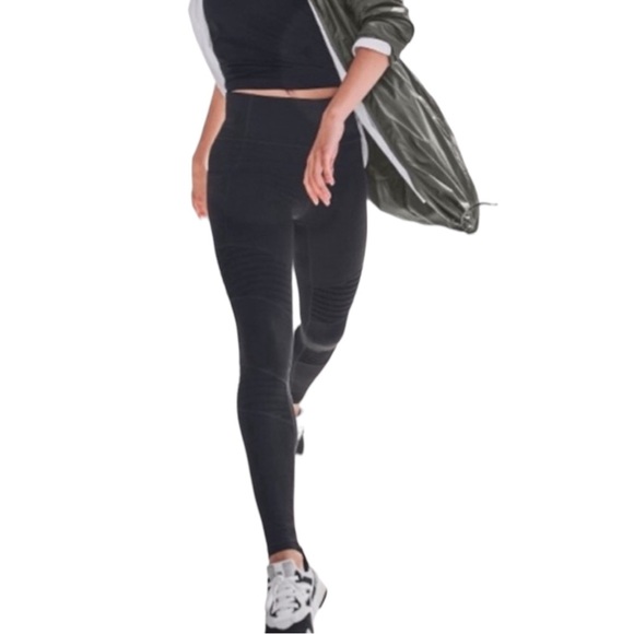 NEW Athleta Inclination Black Moto Tights Leggings XXS